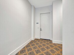 4821 E NASA Pkwy, Unit 19W in Seabrook, TX - Building Photo - Building Photo