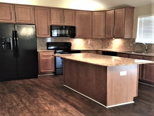 135 Crescent Creek Ct in Greenville, SC - Foto de edificio - Building Photo