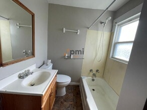 523 1/2 Grove Street in La Porte, IN - Building Photo - Building Photo