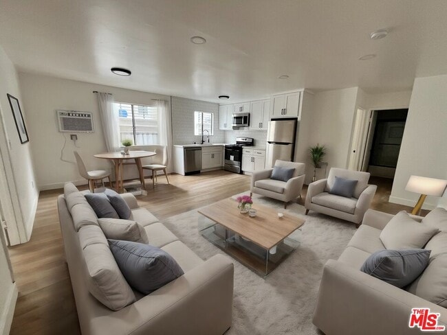 property at 5440 Carlton Way