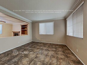 9286 Easton Hills Ct in Las Vegas, NV - Foto de edificio - Building Photo