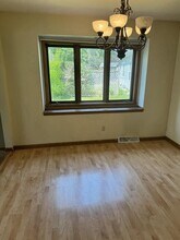 8 Continental Ct in Appleton, WI - Building Photo - Building Photo