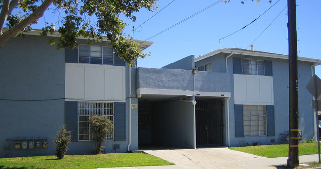 8th Street Apartments in Berkeley, CA - Foto de edificio - Building Photo