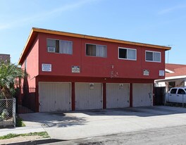 2277 Locust Ave in Long Beach, CA - Building Photo
