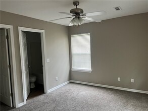 2438 S Rill St in Rogers, AR - Building Photo - Building Photo