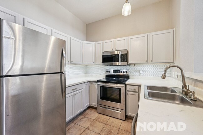 8707 E Florida Ave in Denver, CO - Building Photo - Building Photo