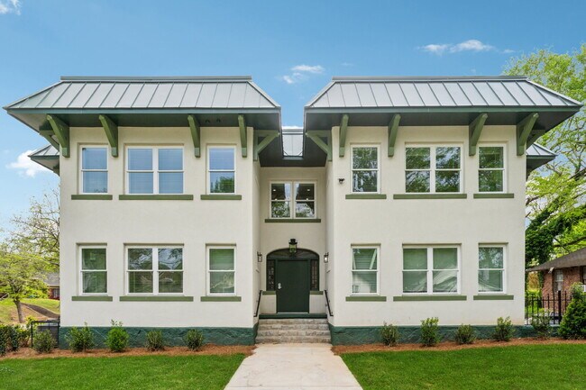 750 Cascade Pl SW in Atlanta, GA - Building Photo - Building Photo
