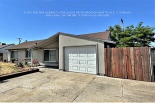 6005 N Haven Dr in North Highlands, CA - Building Photo