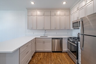 Spring Street Residences in Wallington, NJ - Foto de edificio - Interior Photo