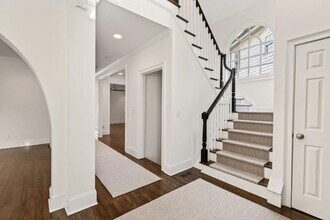 16 Conifer Cir NE in Atlanta, GA - Building Photo - Building Photo