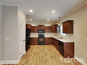 523 Twyla Dr in Lebanon, TN - Building Photo - Building Photo