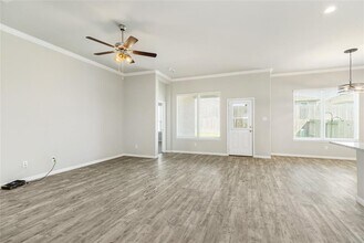 25810 Balsamwood Dr in Tomball, TX - Building Photo - Building Photo