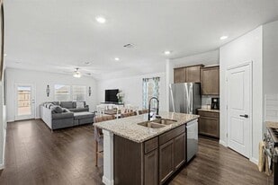 706 Spur Ridge in Princeton, TX - Building Photo