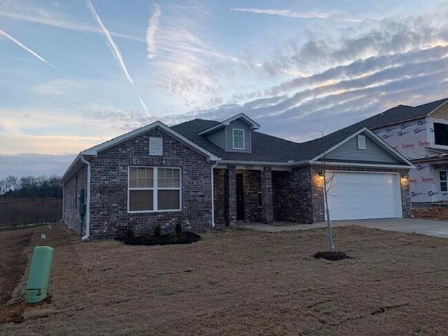 4205 SW Lenox Ave in Bentonville, AR - Building Photo - Building Photo