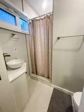 75 Thorndike St, Unit 2 in Cambridge, MA - Building Photo - Building Photo