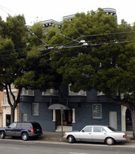 2440 Van Ness Ave in San Francisco, CA - Building Photo - Building Photo