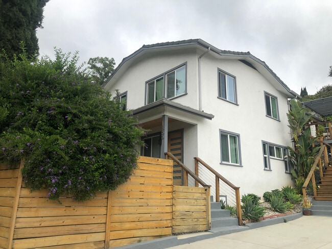 property at 1868 N Avenue 56