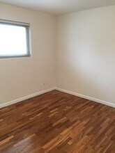 Magnolia Raye in Seattle, WA - Building Photo - Building Photo
