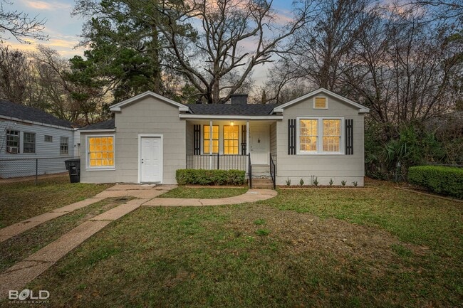 154 E Wyandotte St in Shreveport, LA - Building Photo - Building Photo