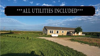 8275 Co Rd 54 in Milliken, CO - Building Photo