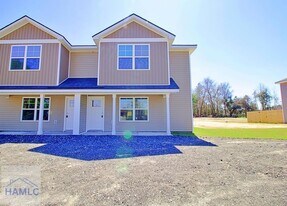 89 Horsecreek Rd, Unit B in Ludowici, GA - Building Photo