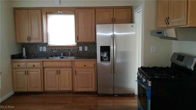 5785 Andover Blvd in Garfield Heights, OH - Foto de edificio - Building Photo