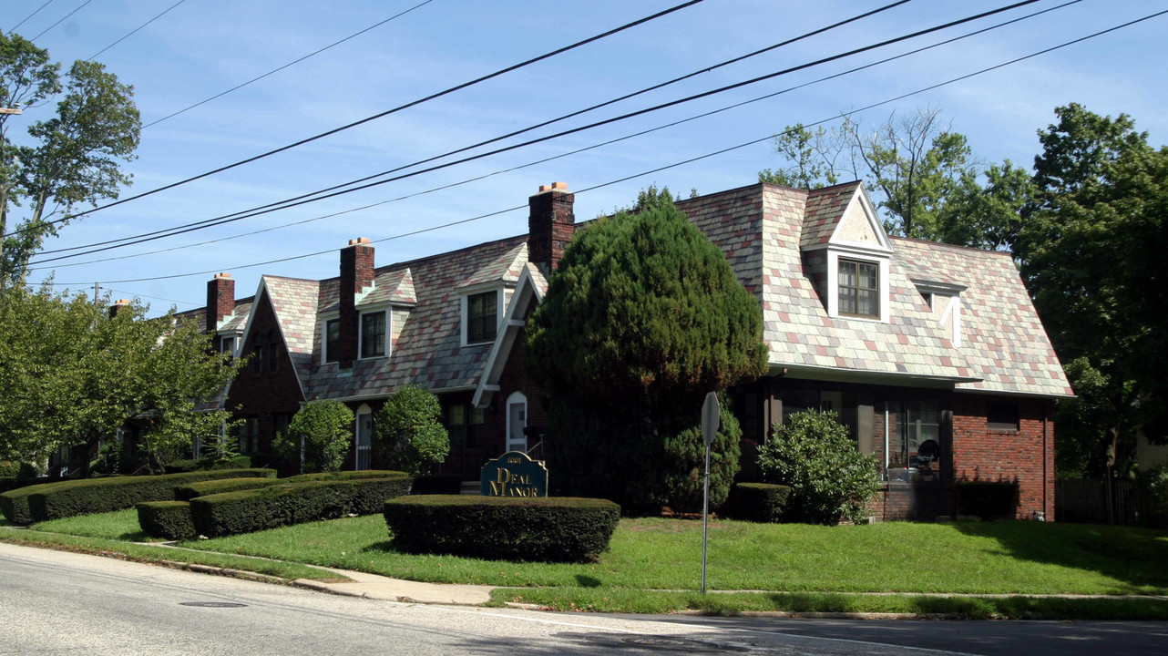 1001 Norwood Ave in Long Branch, NJ - Foto de edificio