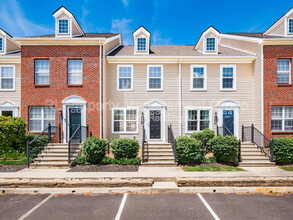 6466 Ash Rock Cir in Westerville, OH - Building Photo - Building Photo