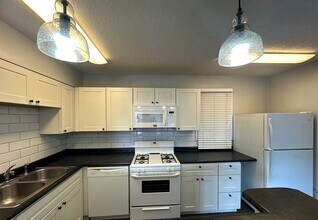 33 N Rembert St in Memphis, TN - Building Photo - Building Photo