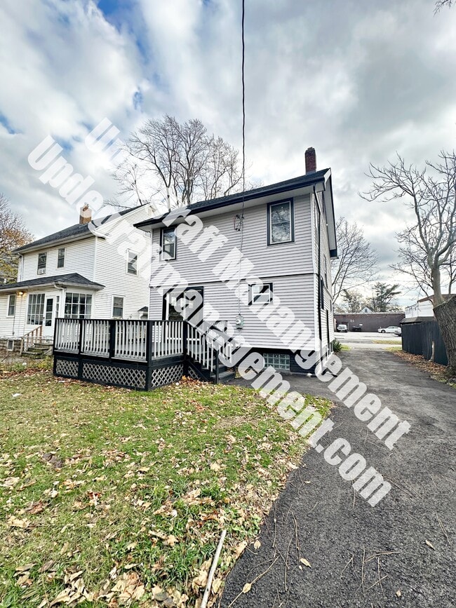 174 Milton St in Rochester, NY - Building Photo - Building Photo