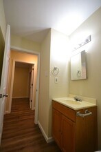 710 Elm Dr in Warsaw, MO - Building Photo - Building Photo