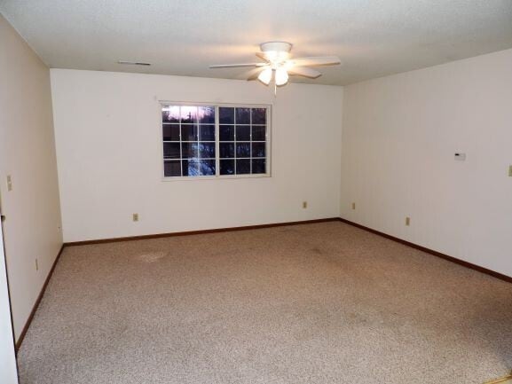 460 Peterson St in Iowa City, IA - Building Photo - Building Photo