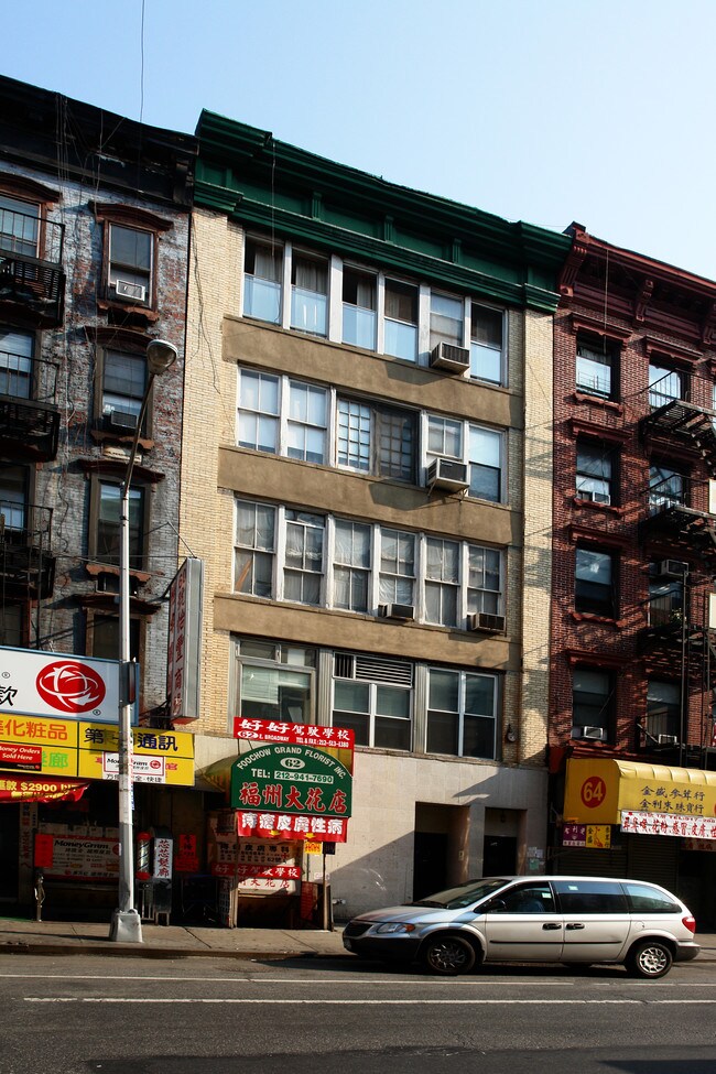 62 E Broadway in New York, NY - Building Photo - Building Photo