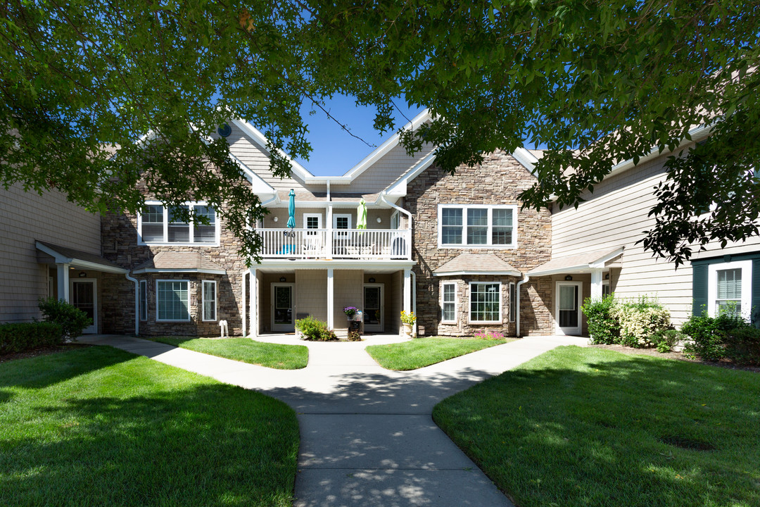 Fairfield Broadway Knolls At Holbrook in Holbrook, NY - Foto de edificio