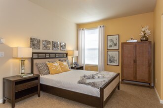 The Grove at 72nd in Vancouver, WA - Building Photo - Interior Photo