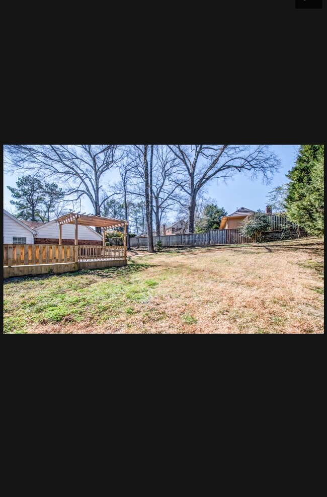 2387 Hickory Crest Dr in Memphis, TN - Building Photo - Building Photo