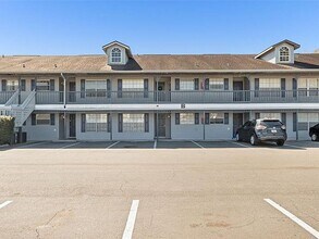 313 Dirksen Dr in Debary, FL - Building Photo - Building Photo