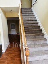 4995 Upper Elm St in Atlanta, GA - Building Photo - Building Photo