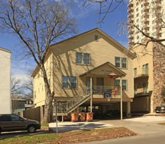 1912 Nueces St Apartments