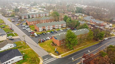 The Enclave at Kings Orchard in Odenton, MD - Foto de edificio - Building Photo