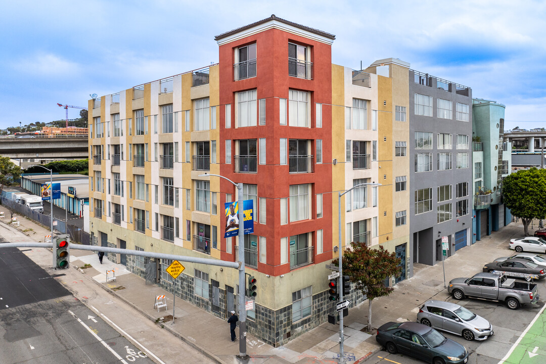 1588 Indiana St in San Francisco, CA - Building Photo