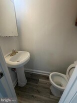 9259 Byrd Dr in Manassas, VA - Building Photo