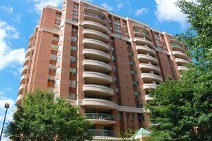 4808 Moorland Ln, Unit 1206 in Bethesda, MD - Building Photo