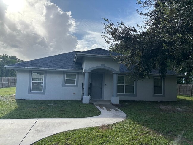 property at 508 SE 11th Ave