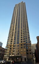 440 N Wabash Ave in Chicago, IL - Building Photo