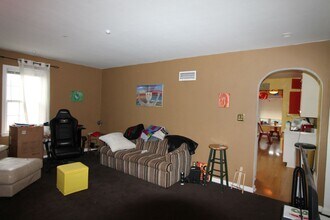 2001 N Maplewood Ave in Muncie, IN - Building Photo - Building Photo