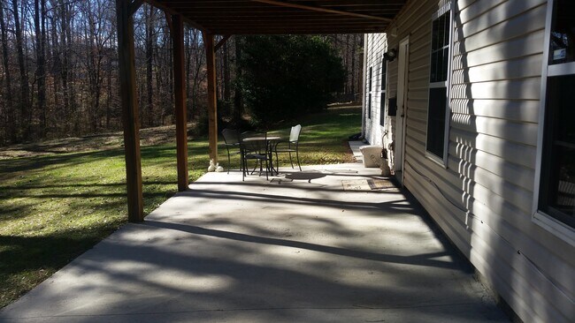 238 Windriver Trl, Unit Daylight Basement in Powder Springs, GA - Building Photo - Building Photo