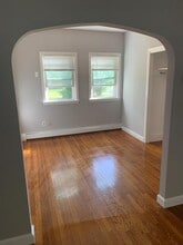 303 Hartford Ave in Bellingham, MA - Building Photo - Building Photo