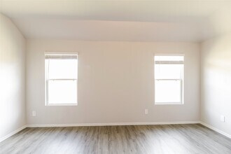 2534 Grayling Dr in Shenandoah, TX - Building Photo - Building Photo