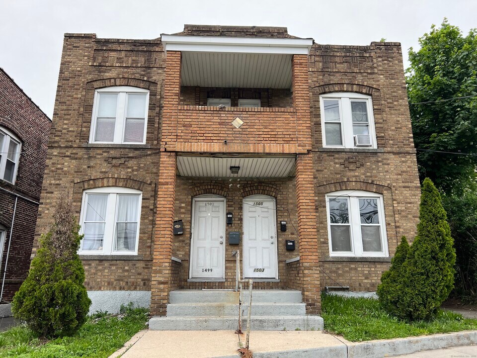 1503 Boston Ave in Bridgeport, CT - Building Photo